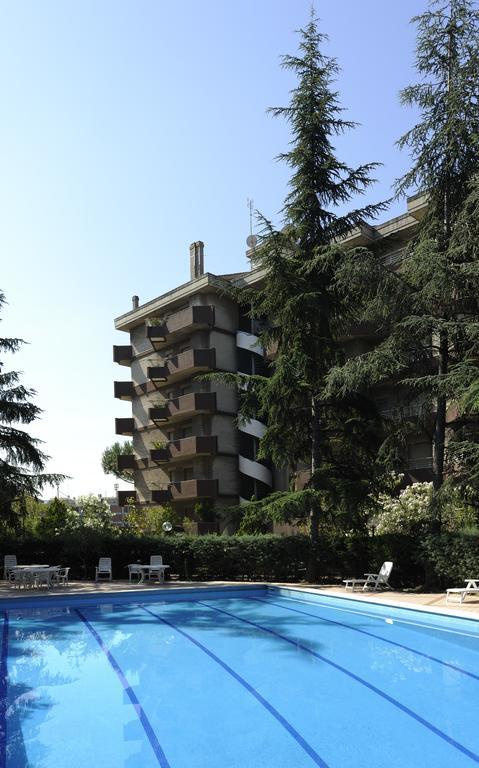 Parco Salario Apartahotel