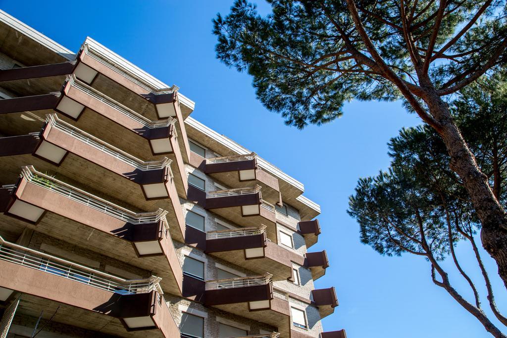 Parco Salario Apartahotel *