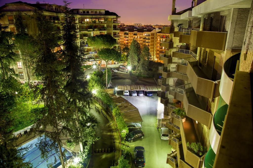 Parco Salario Apartahotel *
