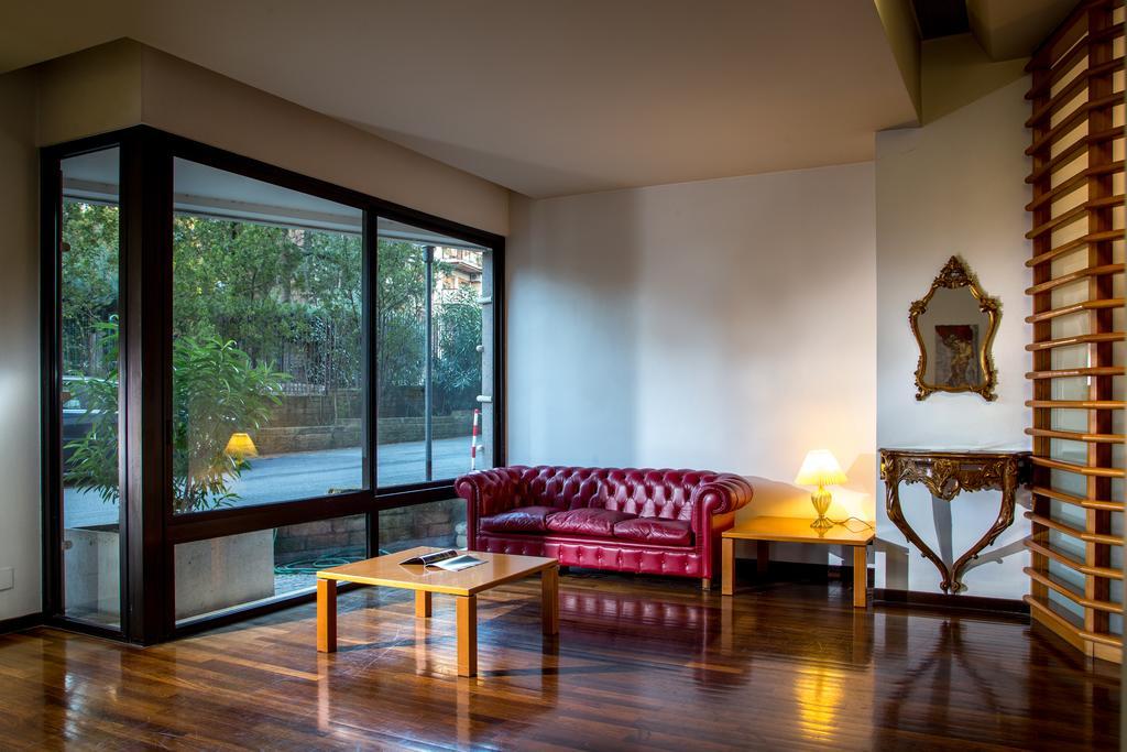 Parco Salario Apartahotel *